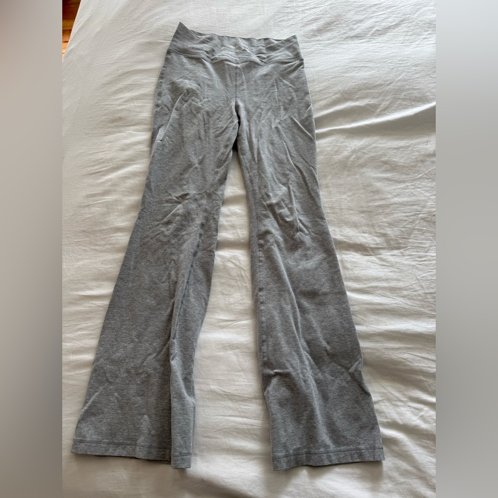 TNA medium leggings